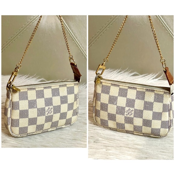 Authentic Louis Vuitton Pochette - Picture 4 of 16